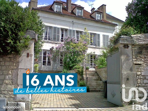 Maison 8 pièces 277 m²