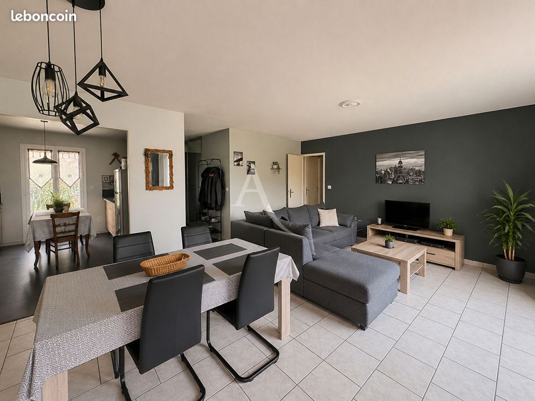 Maison 4 pièces 96 m² · à Saint-Benoît · 96 m² · 290 000 €