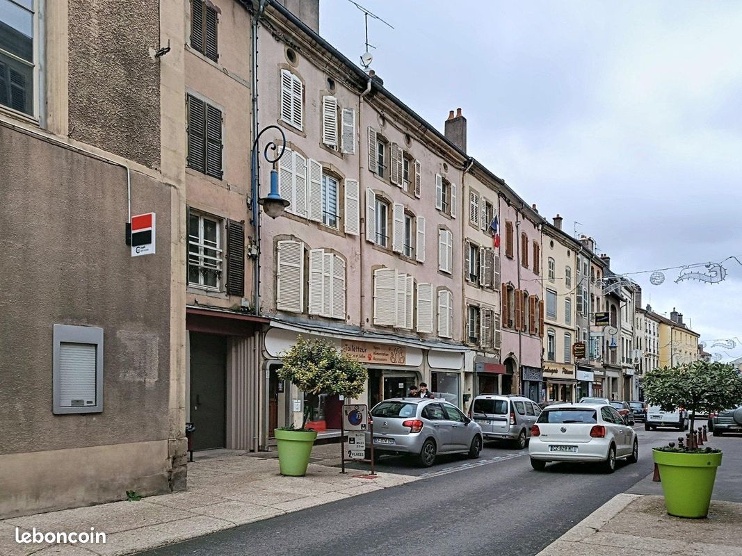 Immeuble 357 m² · à Mirecourt · 357 m² · 390 000 €