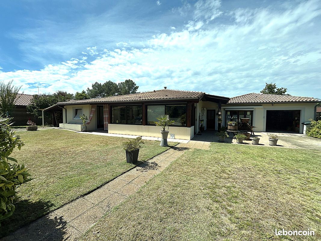 Maison 5 pièces 168 m² · à Gastes · 168 m² · 498 000 €