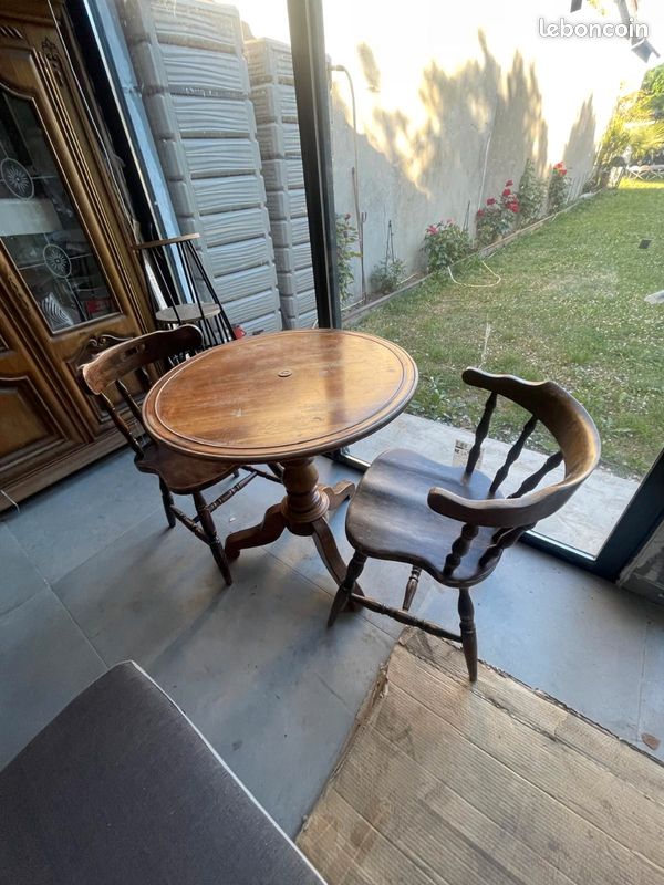 Table et chaises Vintage (image 2)