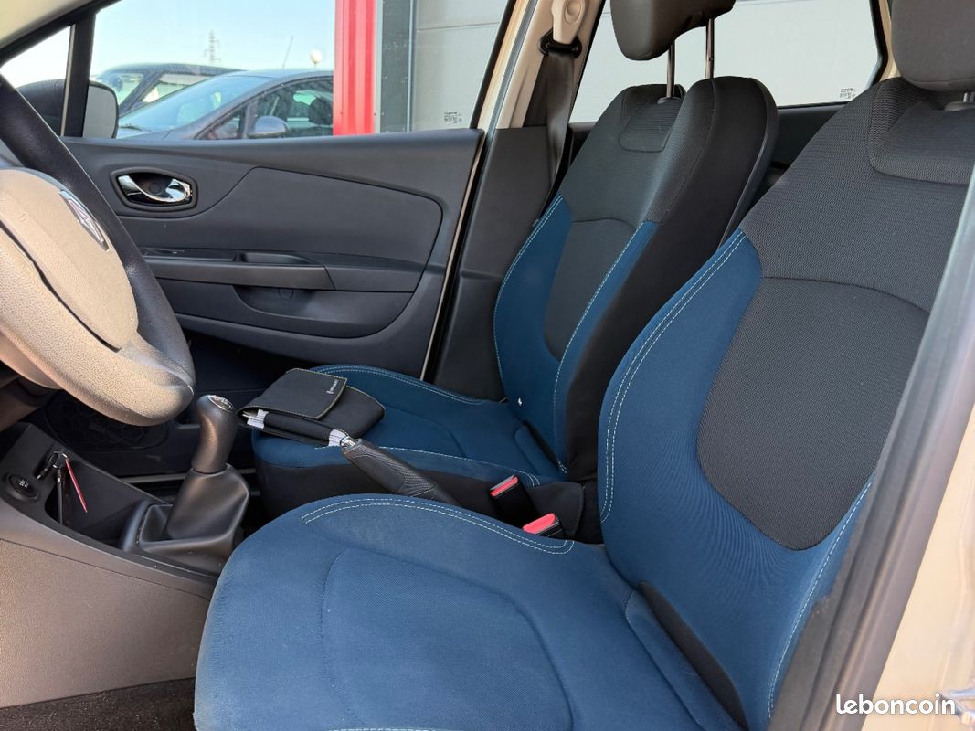 RENAULT CAPTUR TCe 90 Energy Life (image 16)
