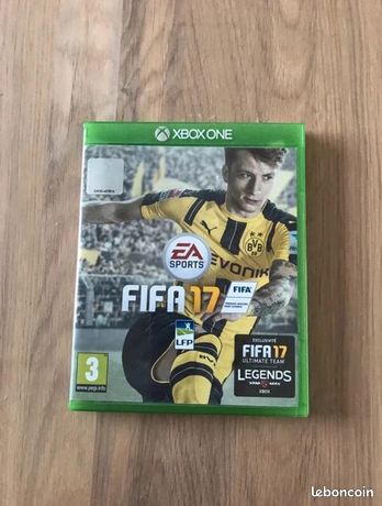 Bon plan Xbox One FIFA 17 + Batman à 249 euros I
