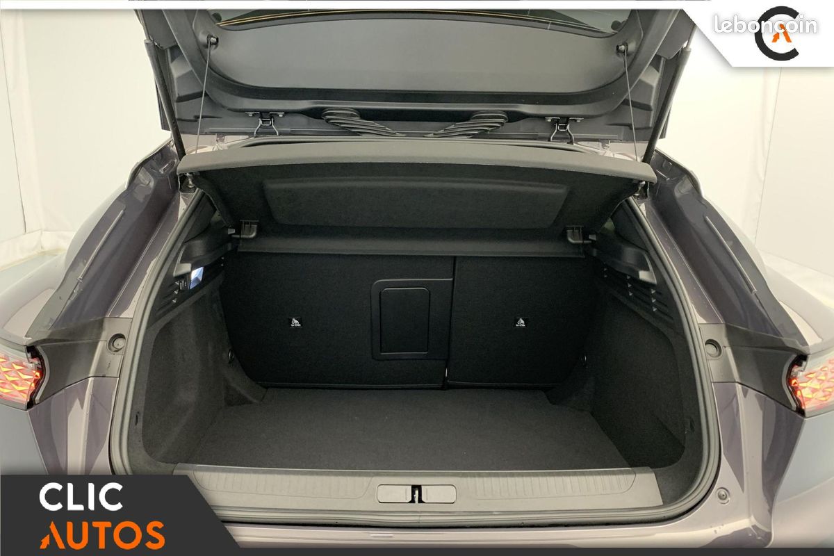 DS DS4 DS N°4 1.2i Hybride 145 BVR Etoile Alcantara (image 22)