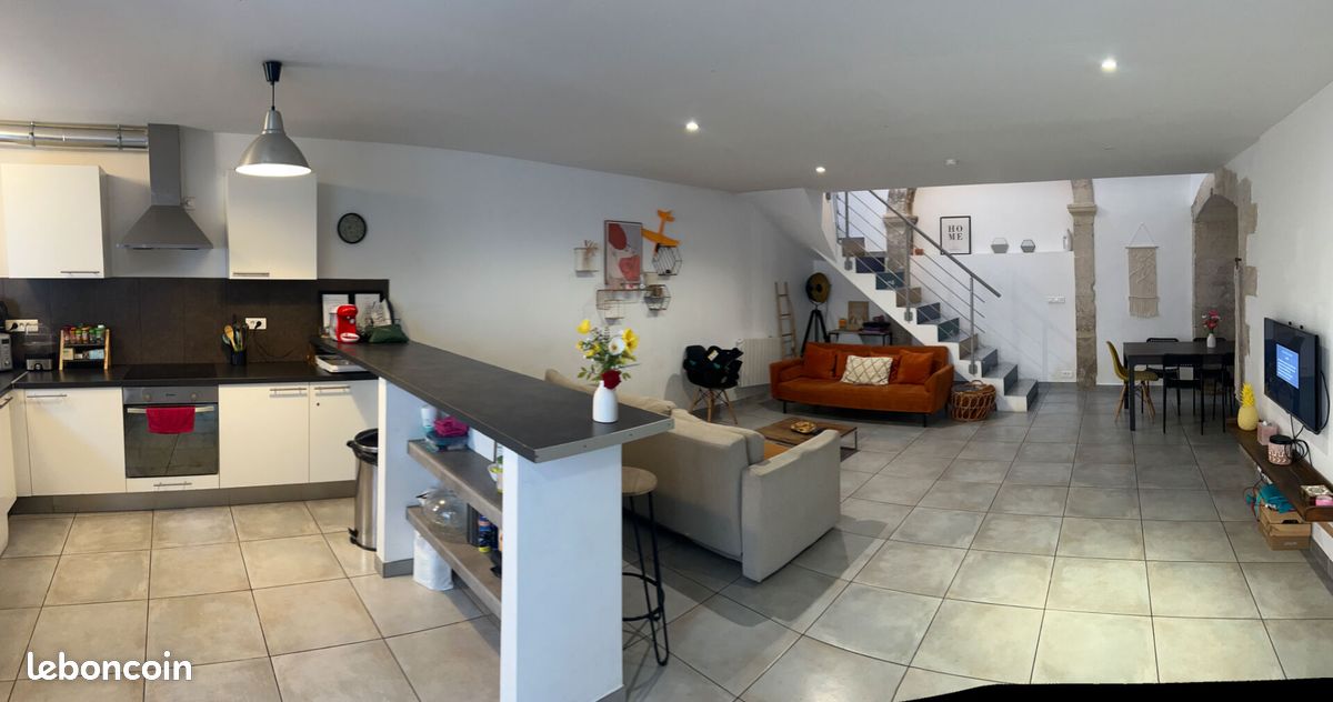 Maison 3 pièces 110 m² · à Marseille · 110 m² · 1 400 €