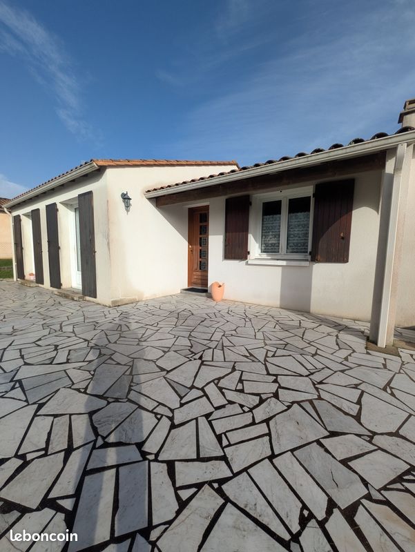 Maison 5 pièces 84 m² · à Saintes · 84 m² · 254 400 €
