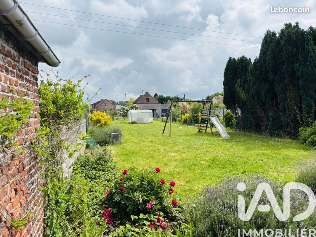 Maison 3 pièces 98 m² · à Féchain · 98 m² · 150 000 €