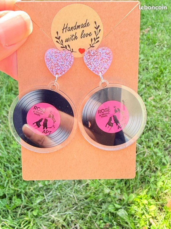 Boucles d oreilles Bruno mars rose (image 3)