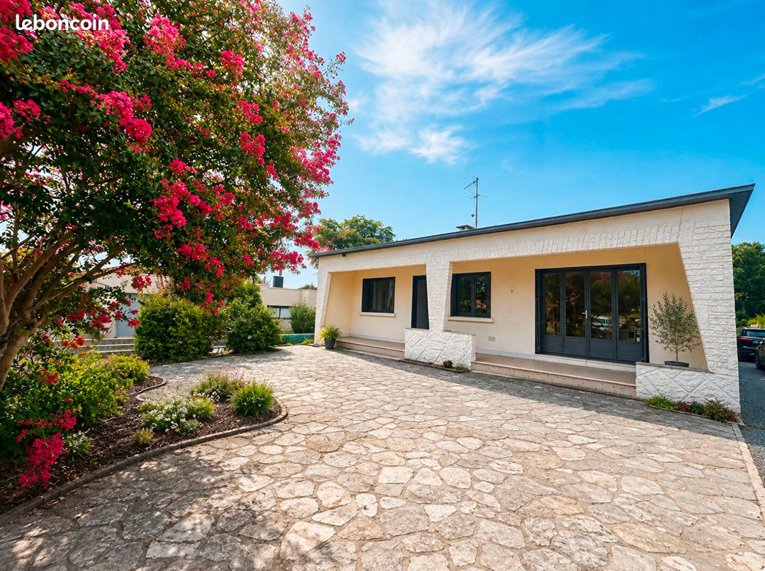 Maison 3 pièces 104 m² · à Mérignac · 104 m² · 355 000 €