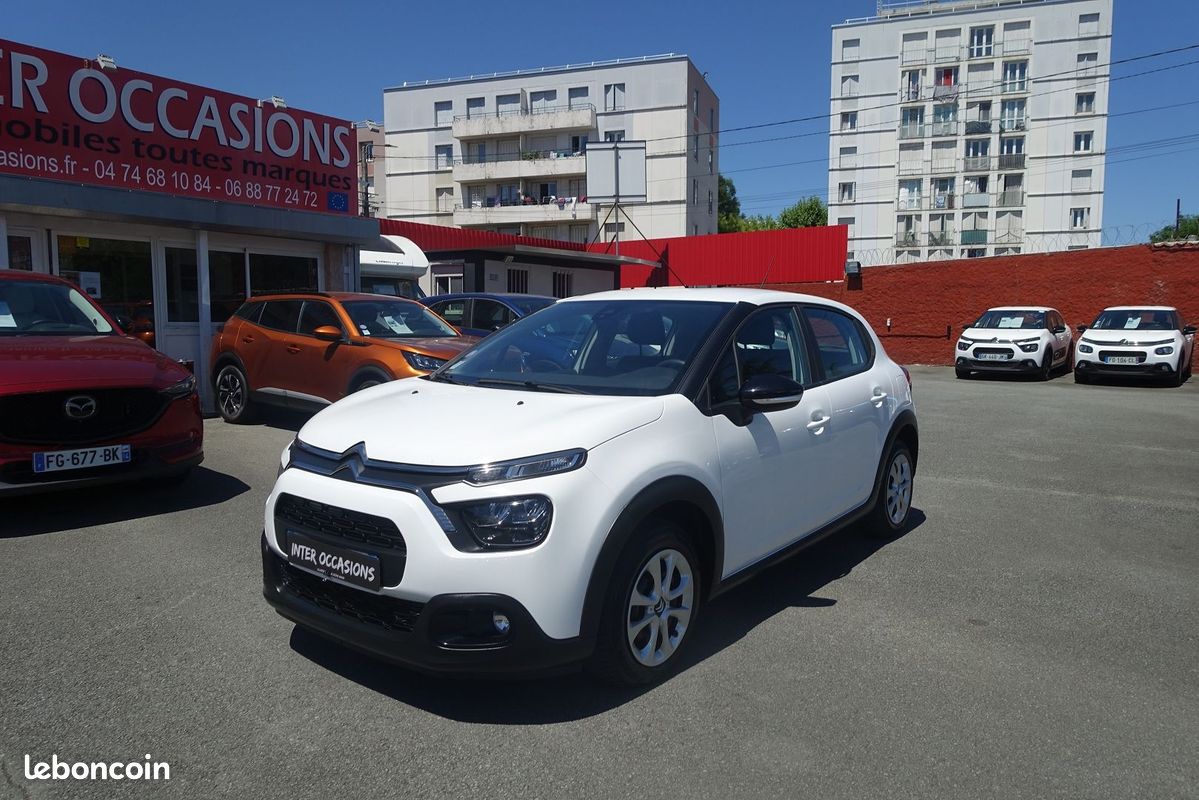 Citroen C3 STE 1.2 PURETECH 83CH S&S FEEL NAV (image 2)