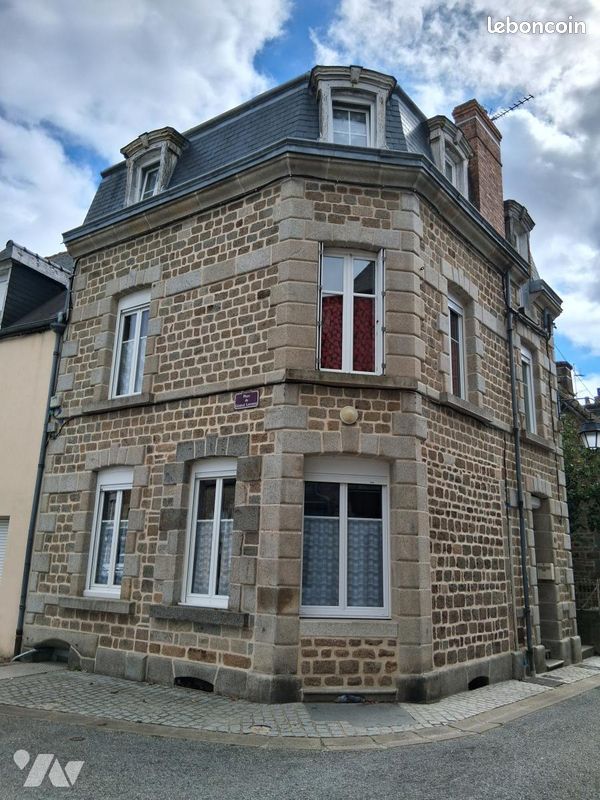 Maison 6 pièces 98 m² · à Carrouges · 98 m² · 100 700 €