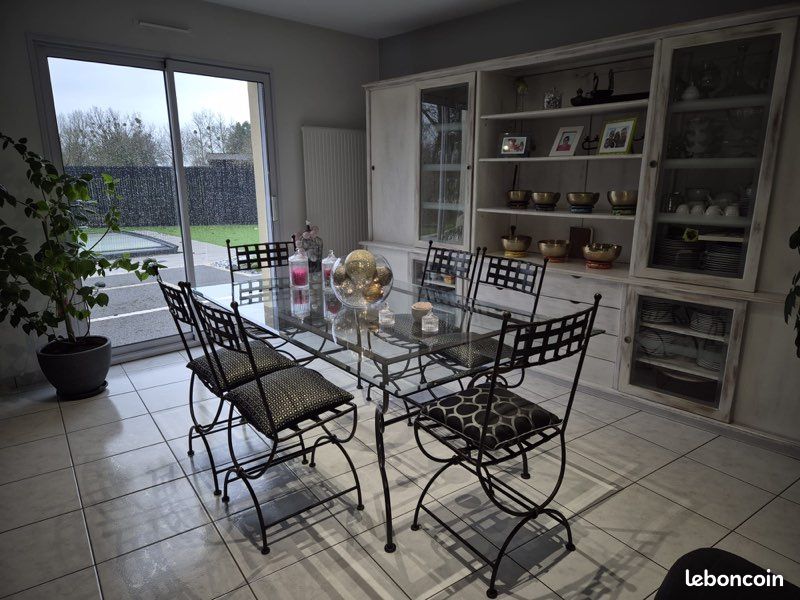 Table de salle à manger ou terrasse (image 6)