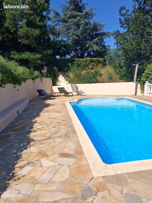 Maison 5 pièces 148 m² · à Saint-Joseph · 148 m² · 349 900 €