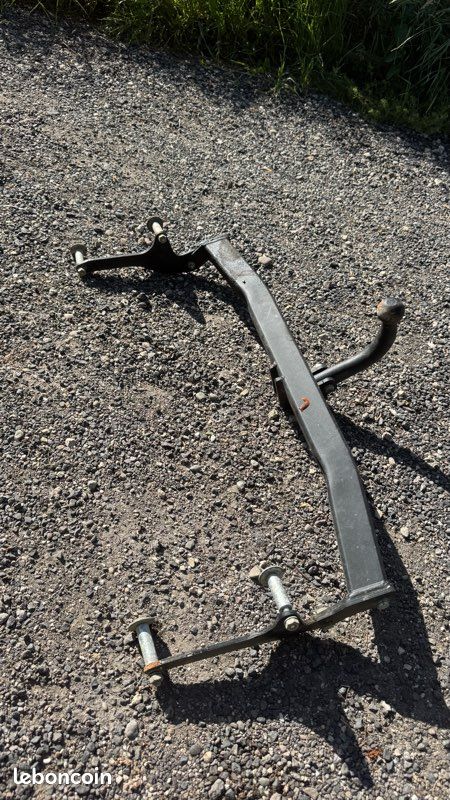 Attache remorque Clio 3 (image 1)