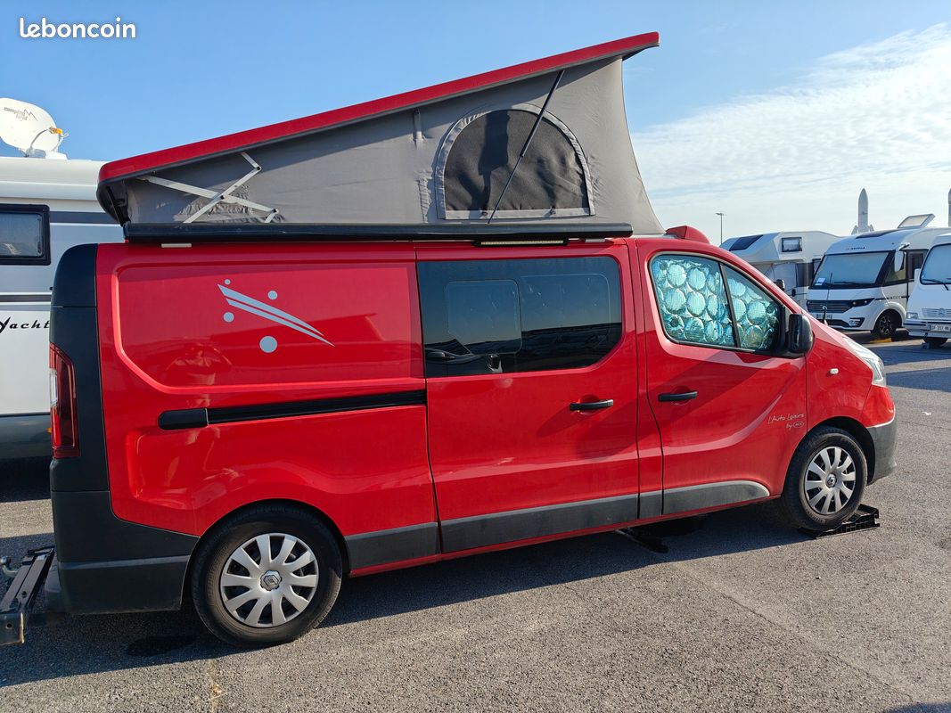 Van aménagé Renault Trafic L2H1 - 4 places - boîte auto (image 1)