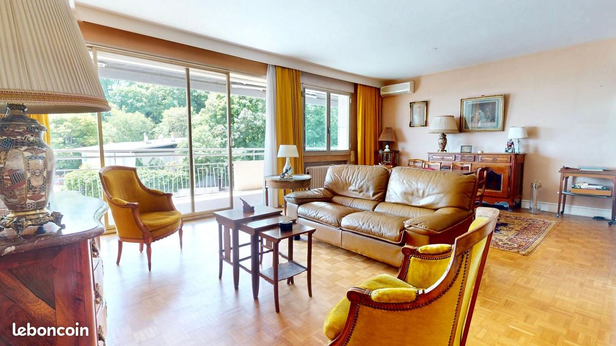 Appartement 4 pièces 118 m² · à Lyon · 118 m² · 320 000 €