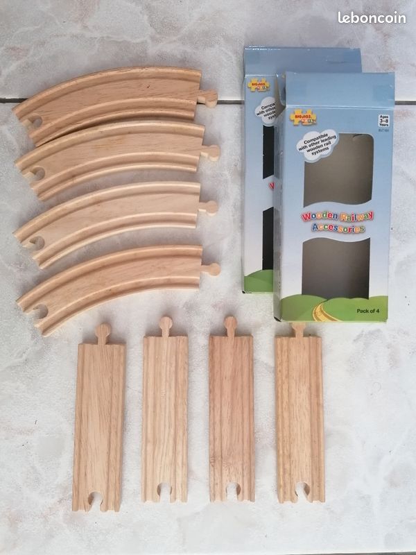 2 paquets de 4 rails courbes en bois (image 1)
