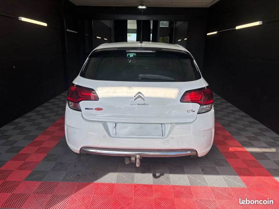 Citroën C4 1.6 HDi 120 ch Garantie 12 mois (TVA récupérable) - 2 places (image 6)