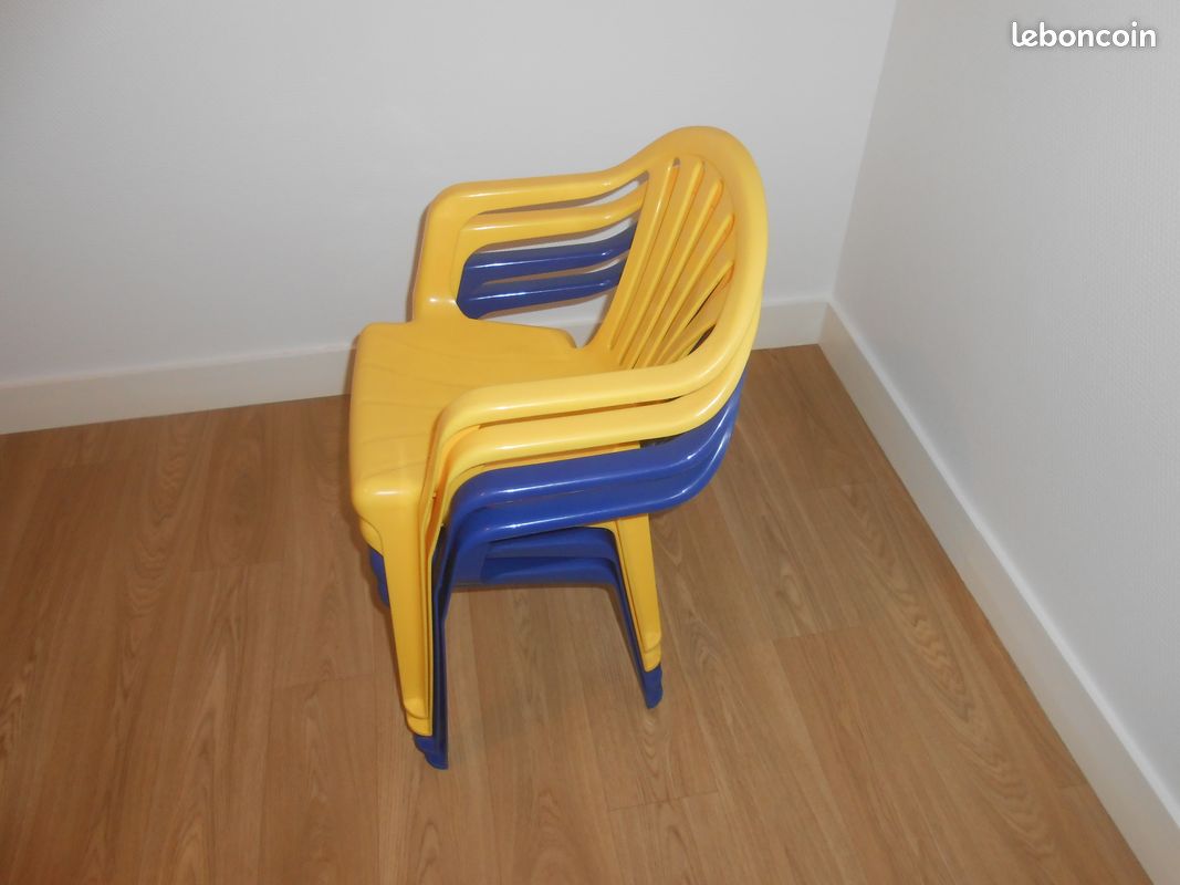 Lot 4 chaises (2 jaunes et 2 bleues), BE ou par lot de 2 (image 4)