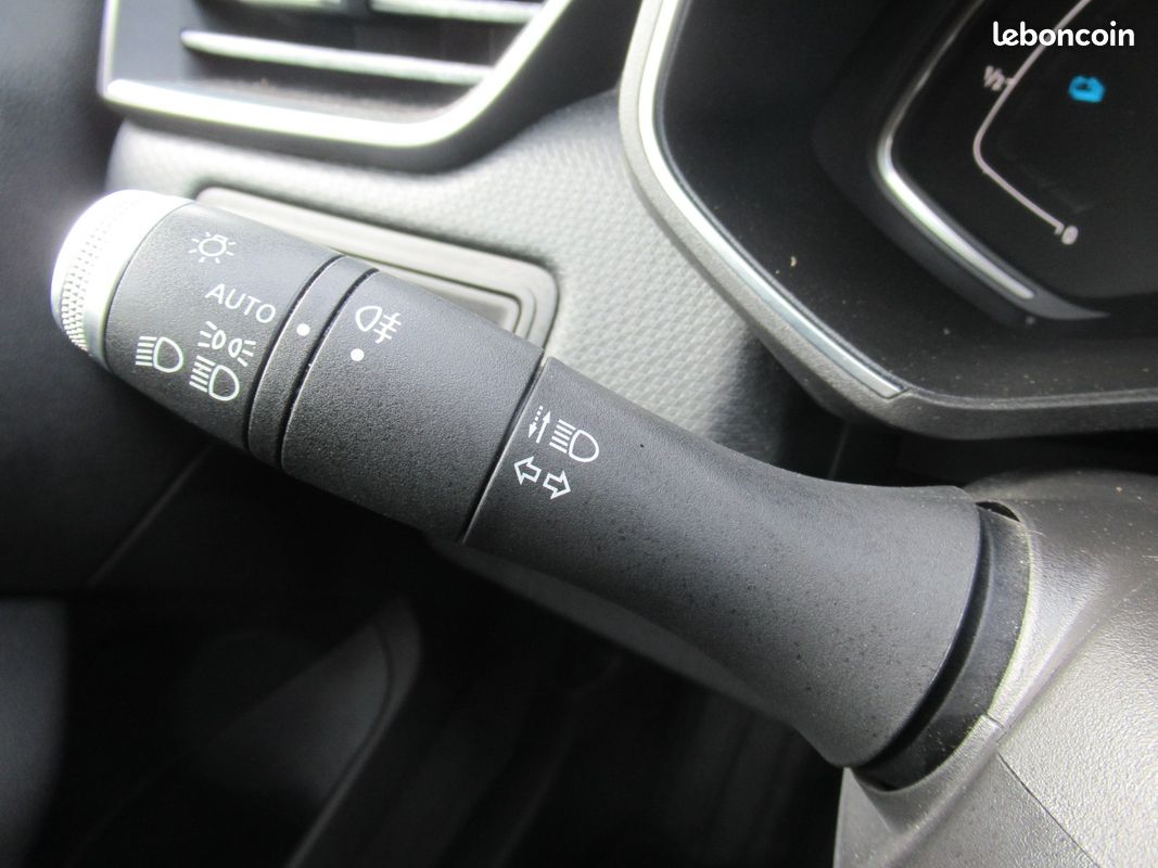 Renault CLIO V 1.6 E-TECH 140 BUSINESS Business (image 13)