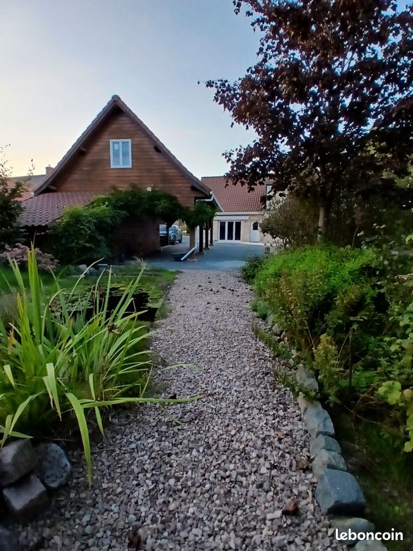 Maison 6 pièces 142 m² · à Bollezeele · 142 m² · 280 000 €