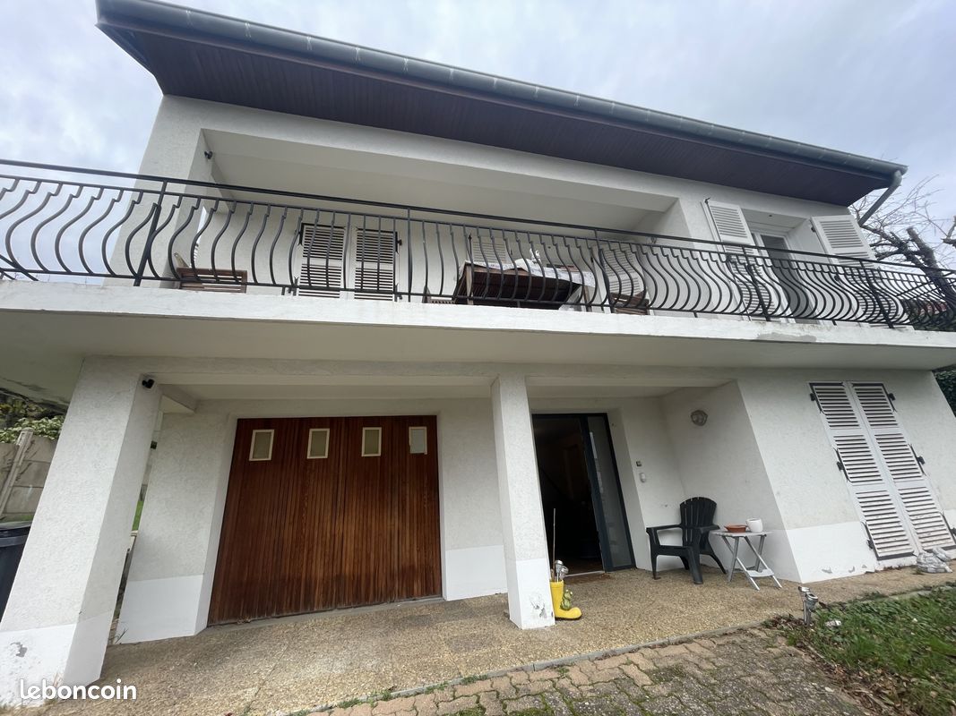 Maison 7 pièces 164 m² · à Bellerive-sur-Allier · 164 m² · 286 200 €