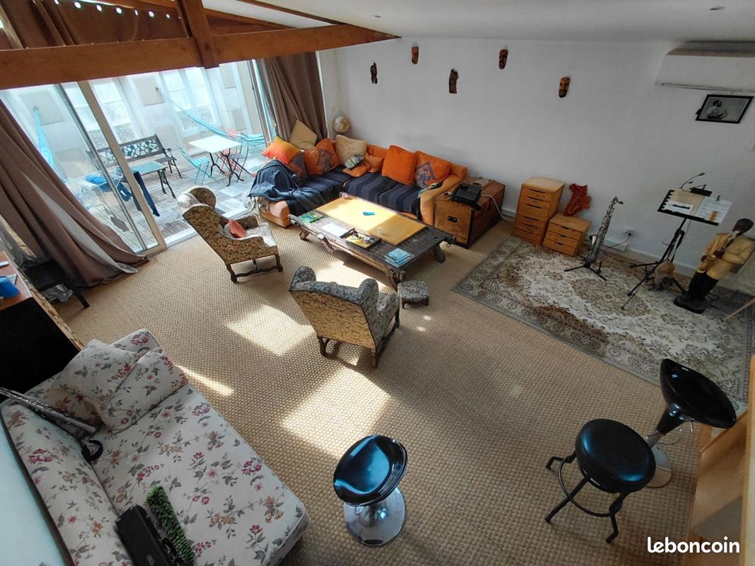 Appartement 3 pièces 100 m² · à Cognac · 100 m² · 180 000 €