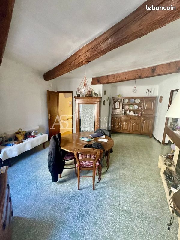 Maison 7 pièces 101 m² · à Aix-en-Provence · 101 m² · 550 000 €