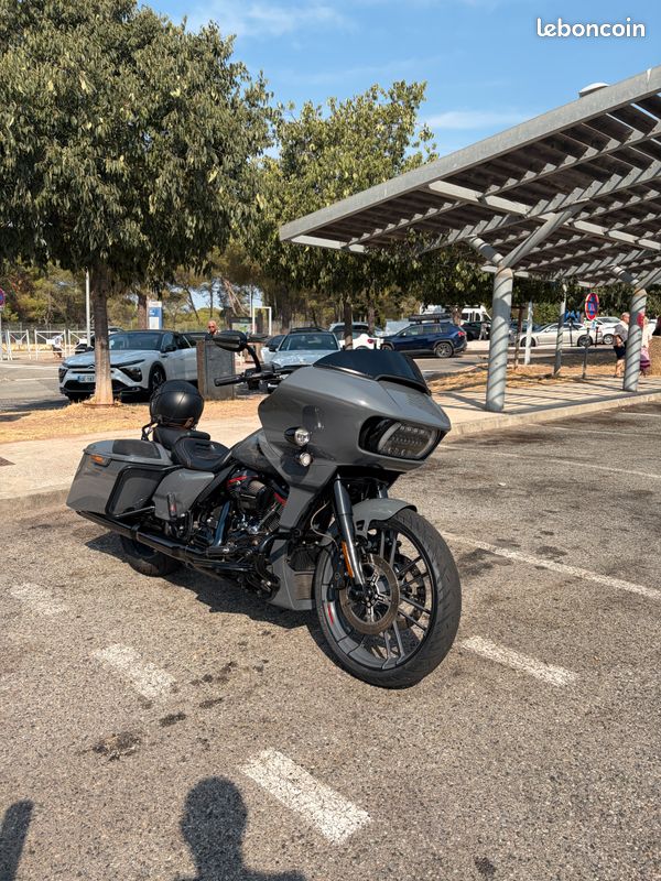 CVO Road Glide (image 2)