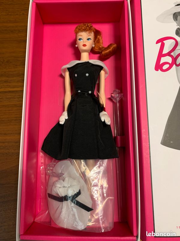 Poupée Barbie Collection Tailleur 5
