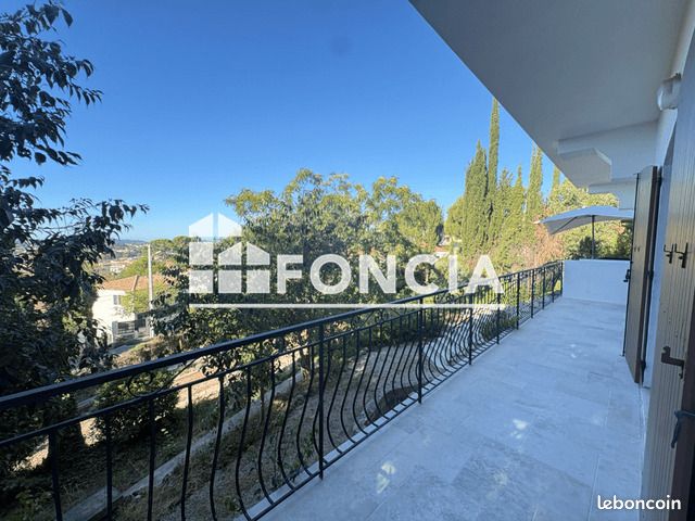 Appartement 3 pièces 53 m² · à Toulon · 53 m² · 990 €/mois