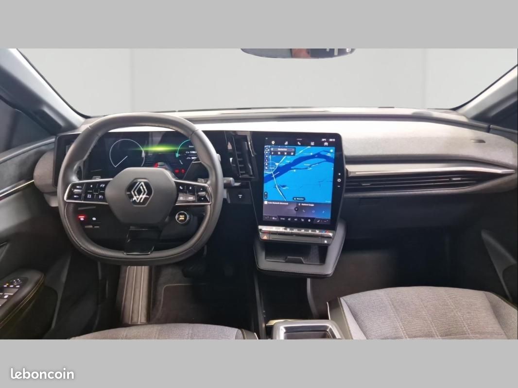 Renault Mégane E-TECH EV60 220 ch super charge Techno (image 13)