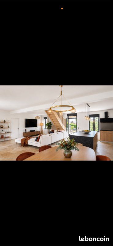 Maison 6 pièces 200 m² · à Sassenay · 200 m² · 299 000 €
