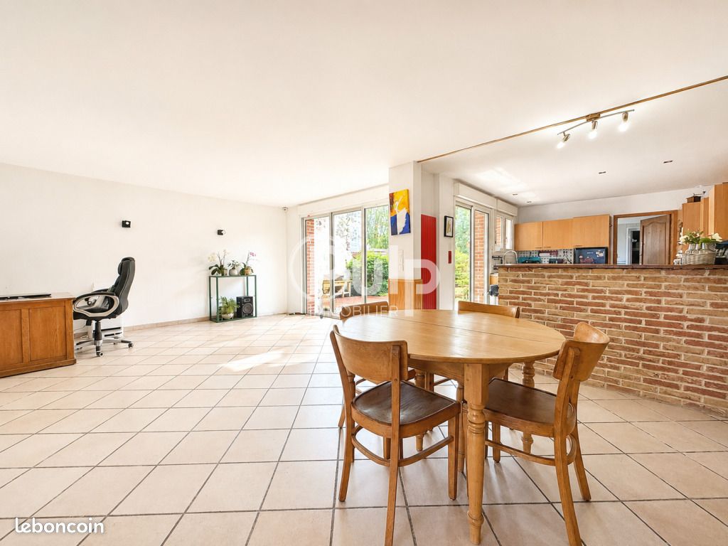 Maison 5 pièces 124 m² · à Seclin · 124 m² · 252 000 €