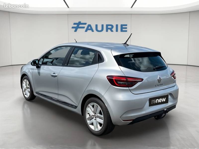 Renault Clio E-Tech 140 Business (image 7)