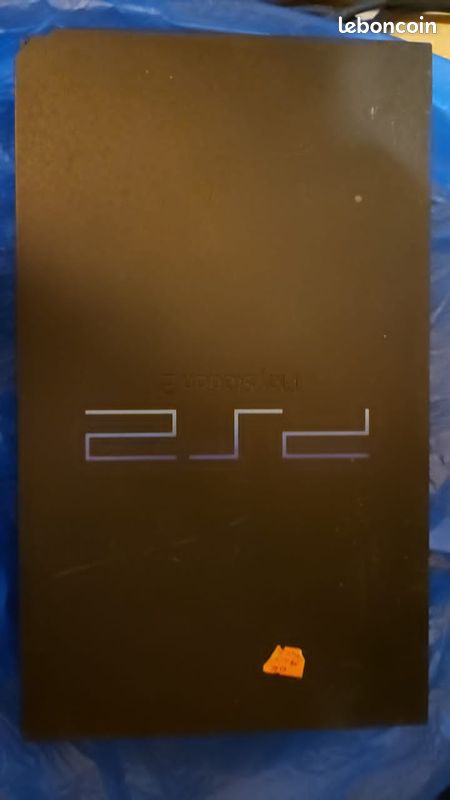 PS2 Fat (image 1)