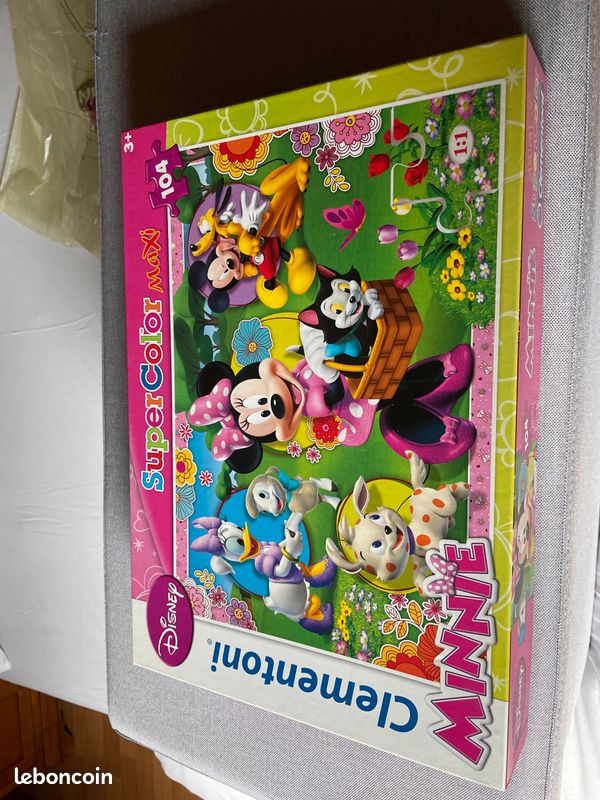 Puzzle Minnie 104 puzzles (image 1)