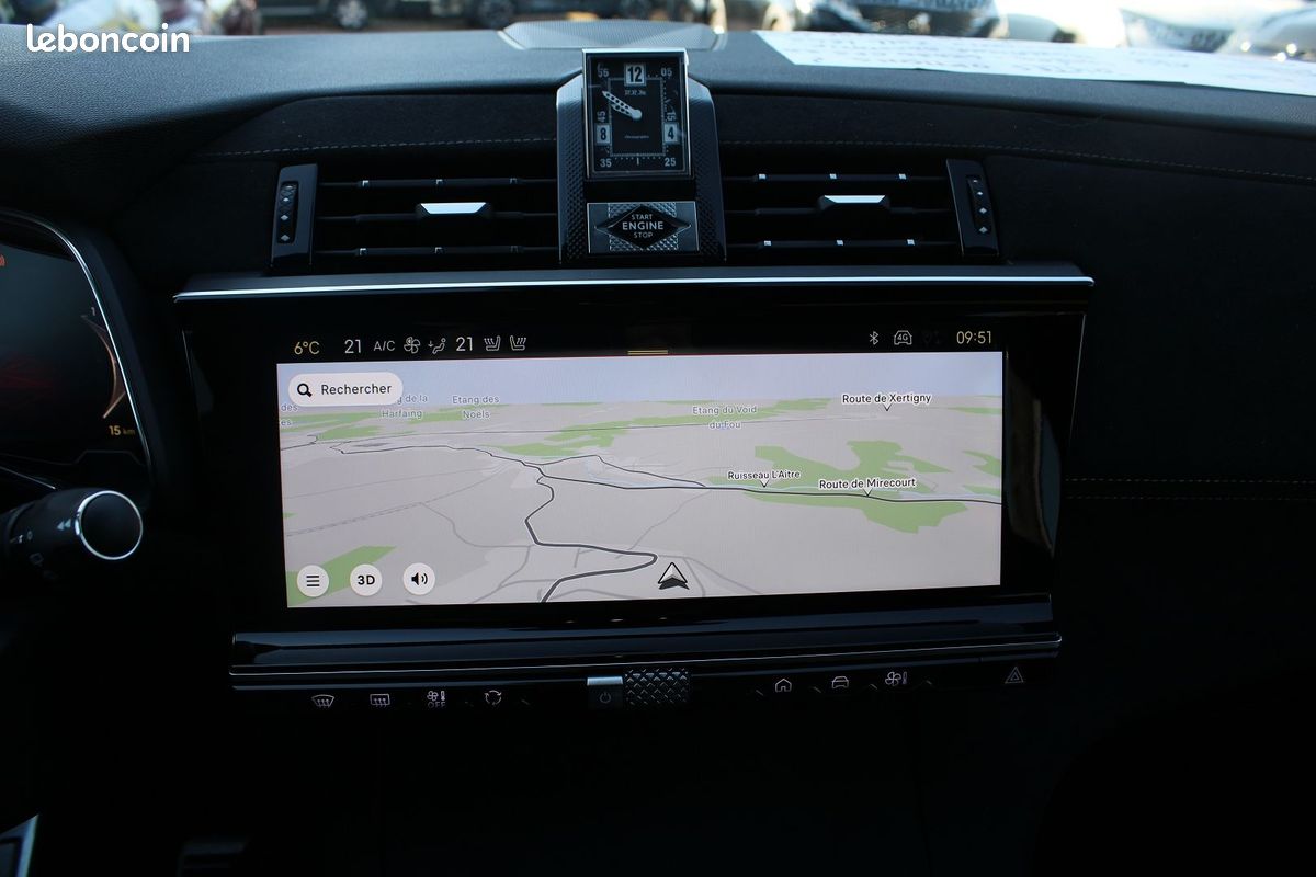 Ds DS 7 CROSSBACK II PALLAS DIESEL 130 EAT8 BOITE AUTO CAMÉRA 180 JANTES 19 GRAND GPS 3D FULL LEDS (image 14)