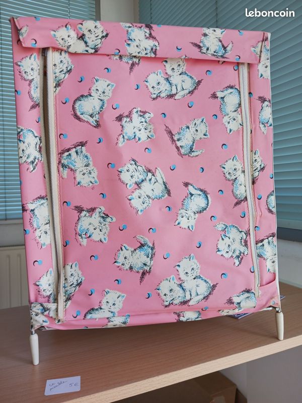 Armoire poupée (image 1)