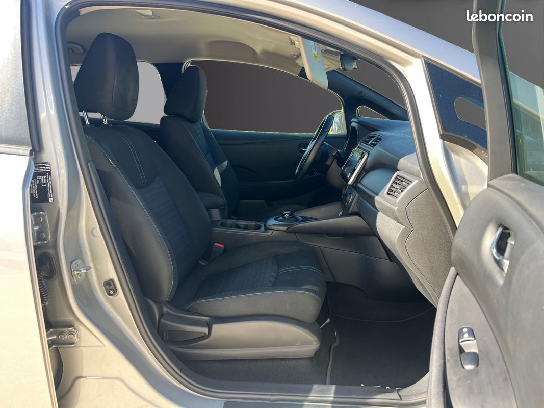 NISSAN LEAF 2021.5 Electrique 40kWh 150CH N-Connecta Caméra 360° Garantie 12 mois (image 10)