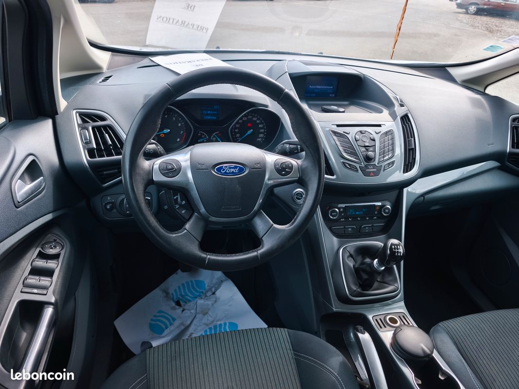 FORD C-Max 1.0i EcoBoost 125 ch (image 3)