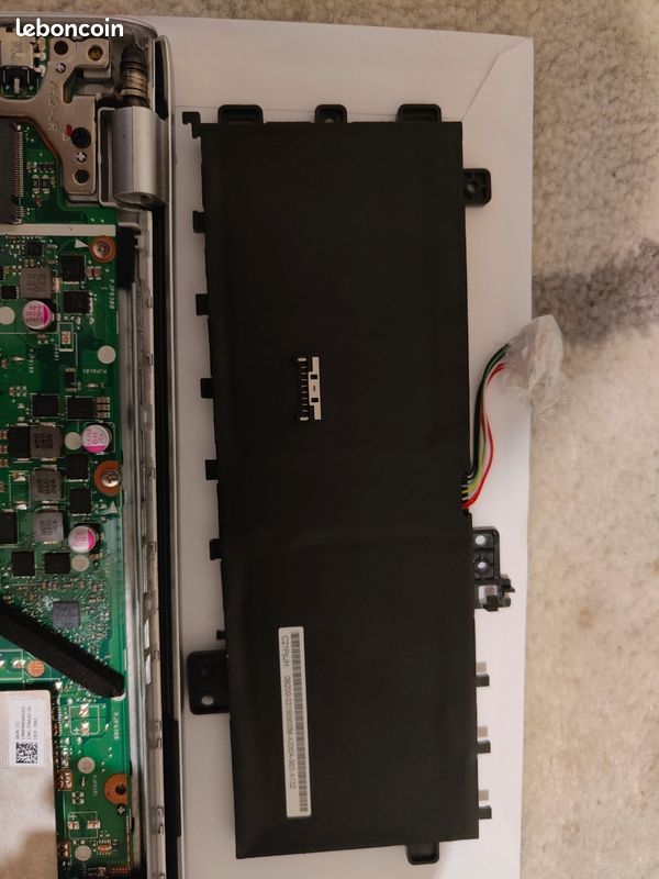 ASUS VivoBook 15 - Core i5 (8ème gén) (image 6)