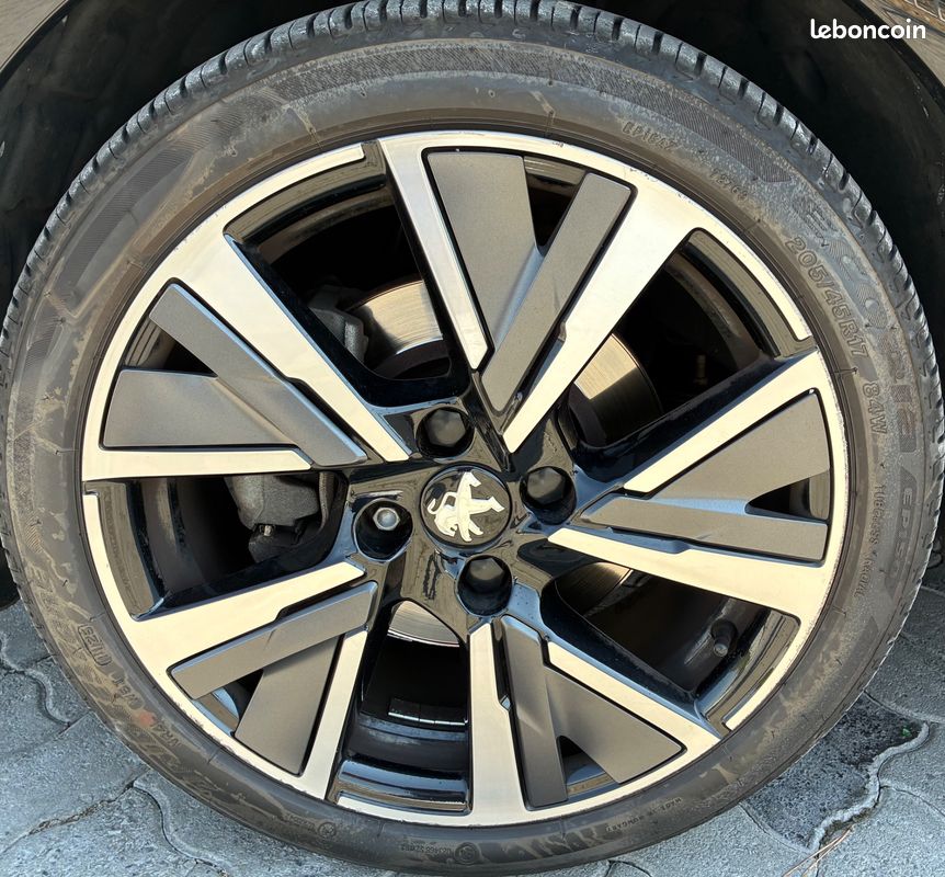 PEUGEOT 208 GENERATION-I 1.5 BLUEHDI 100ch - GT LINE - START-STOP (image 19)
