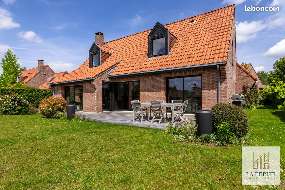 Maison 7 pièces 210 m² · à Wasquehal · 210 m² · 1 050 000 €