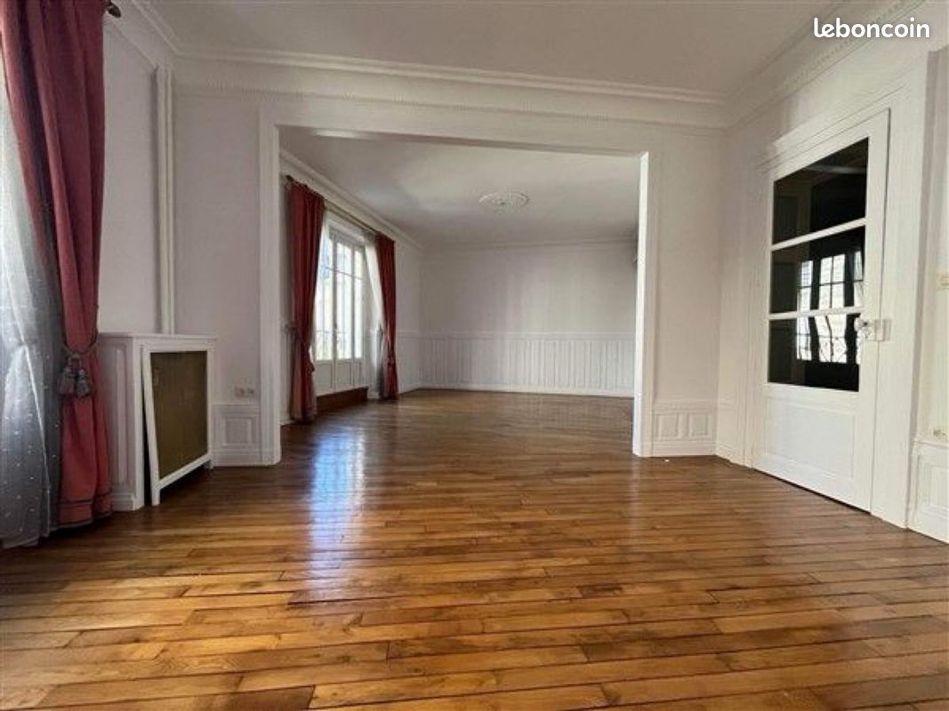 Appartement 110 m2 avec ascenseur cœur de ville - Brive-la-Gaillarde 19100 (image principale 0)