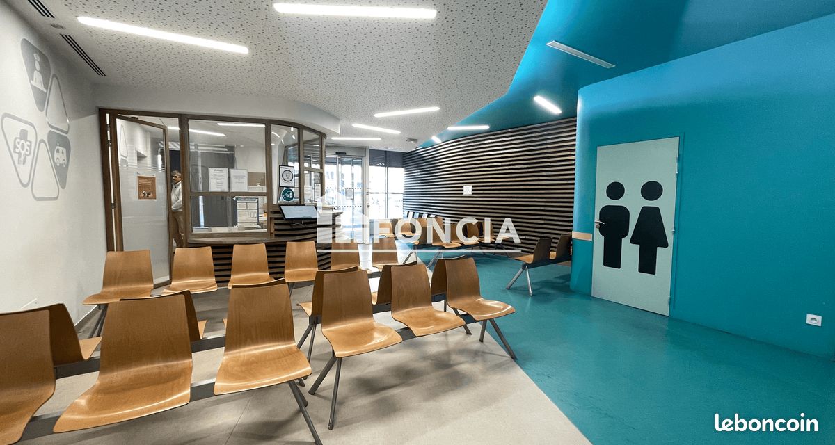Local commercial 392 m² · à Échirolles · 392 m² · 787 500 €
