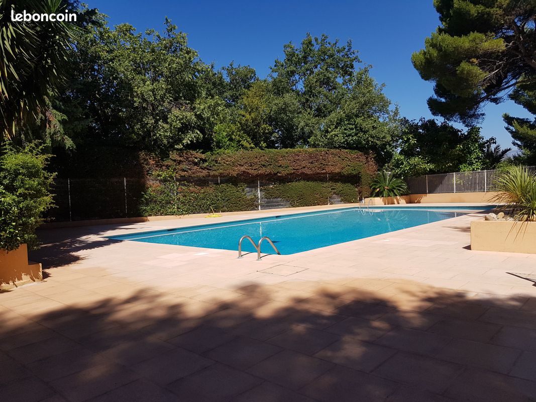 Appartement 1 pièce 30 m² · à Antibes · 30 m² · 780 €