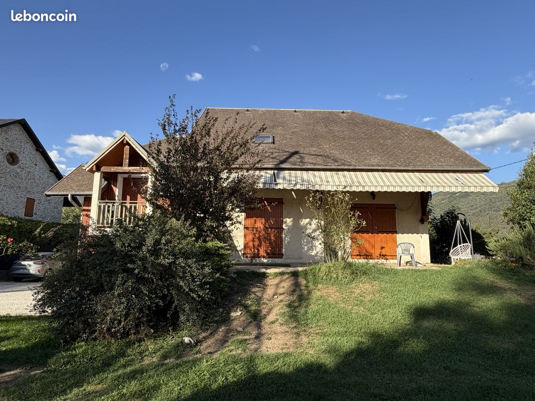 Maison 6 pièces 191 m² · à La Ravoire · 191 m² · 440 000 €