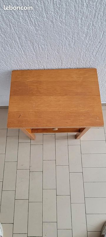 Lot 10 tables de chevet bois (image 2)