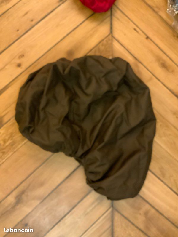 Housse de selle Equithème imperméable polaire (image 1)